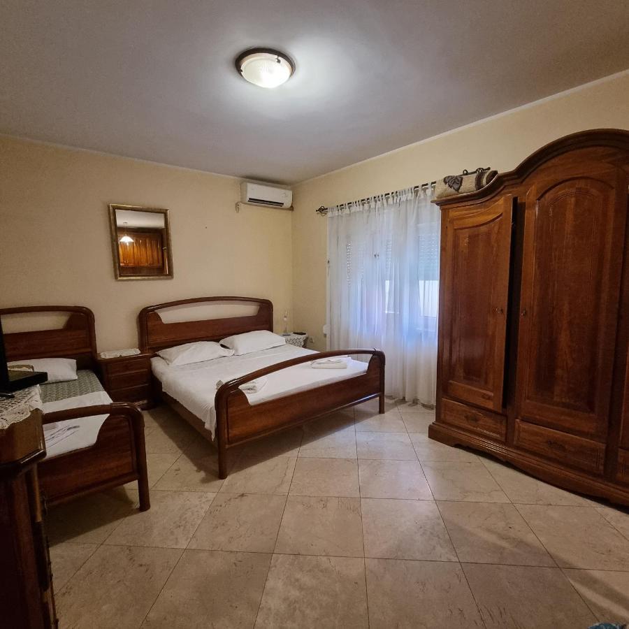 Apartment On The Shore Of The Bay Of Kotor With Free Wi-Fi Εξωτερικό φωτογραφία