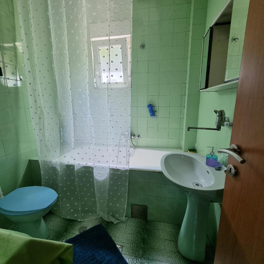 Apartment On The Shore Of The Bay Of Kotor With Free Wi-Fi Εξωτερικό φωτογραφία
